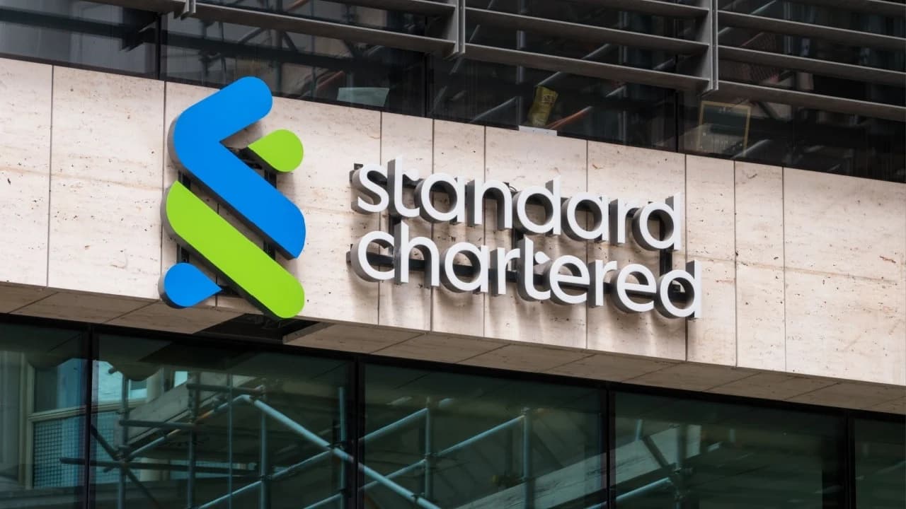Standard Chartered ofrecerá negociación y custodia de bitcoin en EAU
