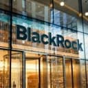 ETF Bitcoin dan Ether Mengalami Kerugian Sebesar $152 Juta Seiring Blackrock Memicu Gelombang Penjualan pada Hari Jumat