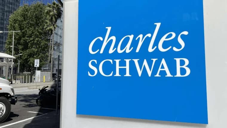 CEO de Charles Schwab ve en criptomonedas una nueva fuente de ingresos